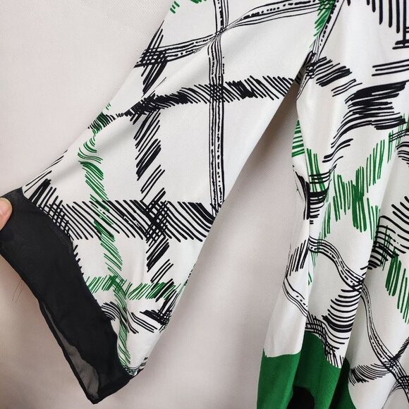 Alfani White Black Angled Hem Stretch Knit Flared Sleeve Blouse Top PM - Picture 5 of 7